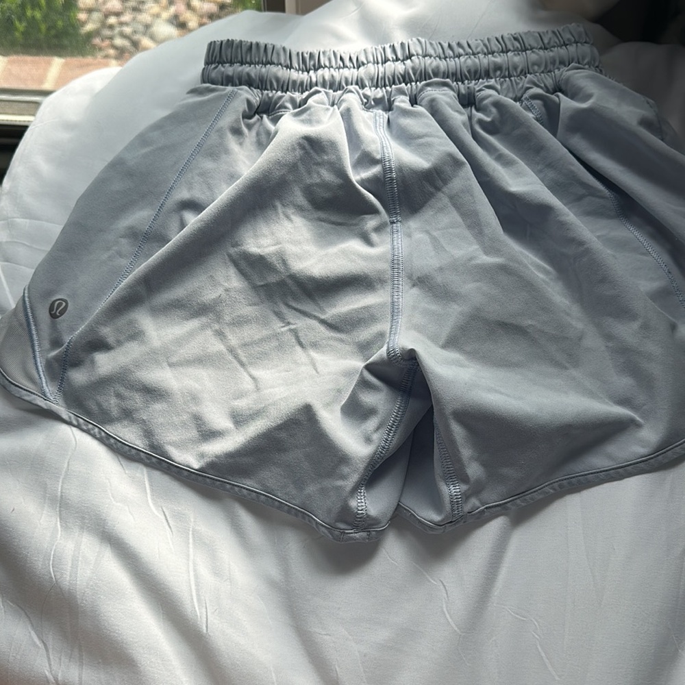 Lululemon Hotty Hot Low rise lined shorts “4 - Picture 2 of 3